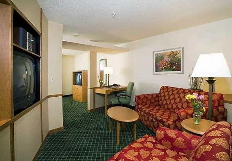Fairfield Inn And Suites By Marriott Tampa Brandon