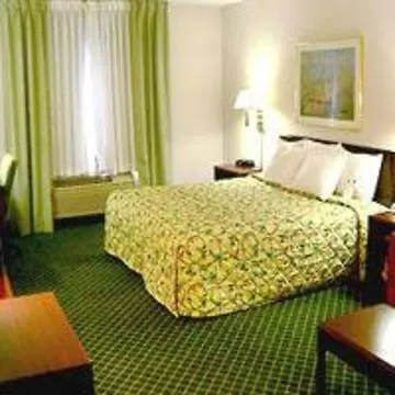 Fairfield Inn And Suites By Marriott Tampa Brandon Hotel